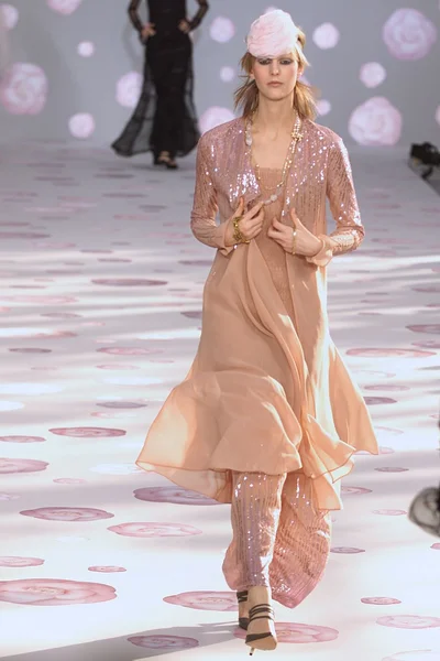 Look 38